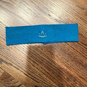 Beyond Yoga headband. O/S. Brand New. never worn.